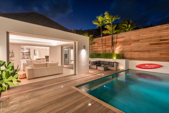 VILLA OCALM BY NIGHT 3
