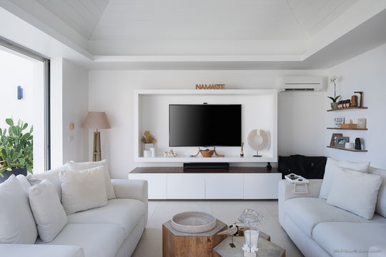 VILLA OCALM LIVING AREA 3
