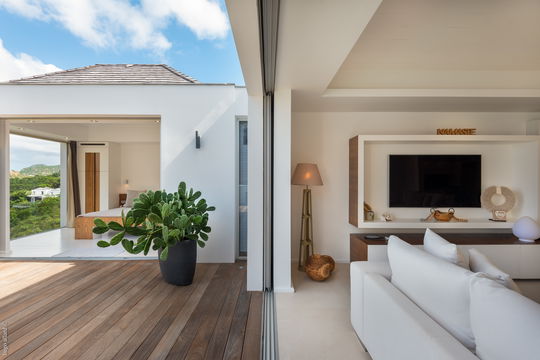 VILLA OCALM LIVING AREA 4
