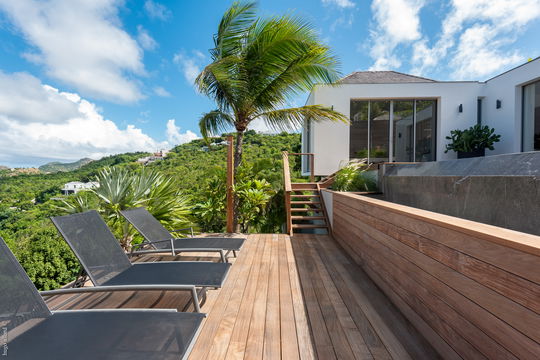 VILLA OCALM POOL & TERRACE 7
