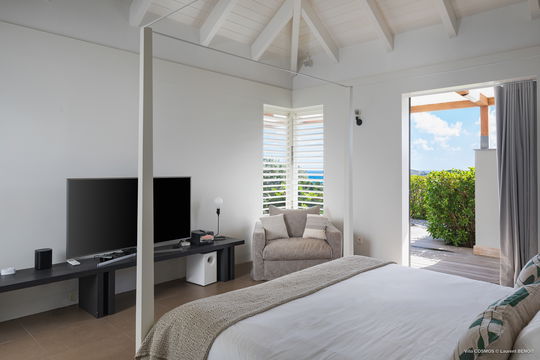 VILLA COSMOS BEDROOM2 3