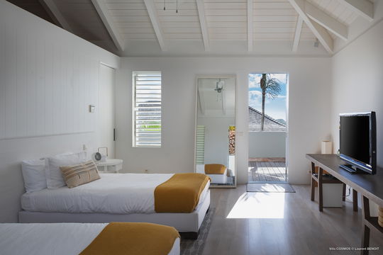 VILLA COSMOS BEDROOM4 1