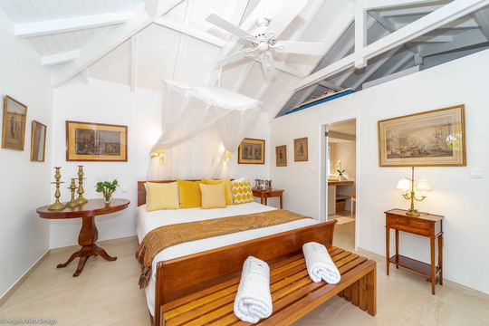 VILLA GENIA BEDROOM 1