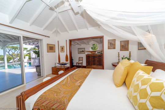VILLA GENIA BEDROOM 4