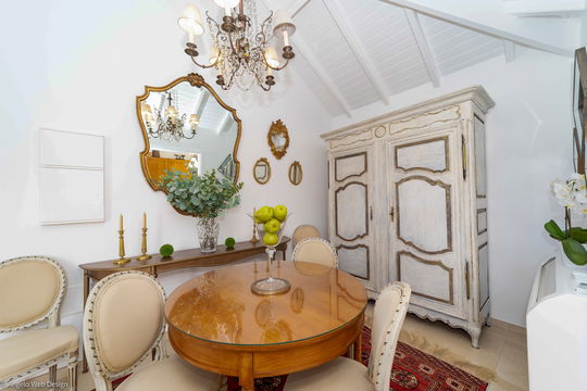 VILLA GENIA KITCHEN & DINING AREA 2