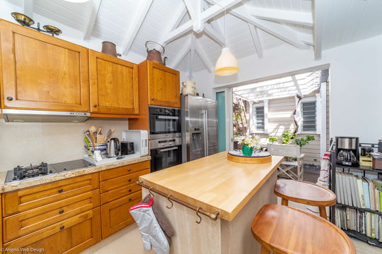VILLA GENIA KITCHEN & DINING AREA 5