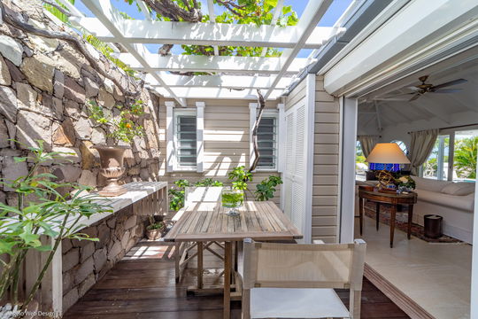 VILLA GENIA KITCHEN & DINING AREA 6