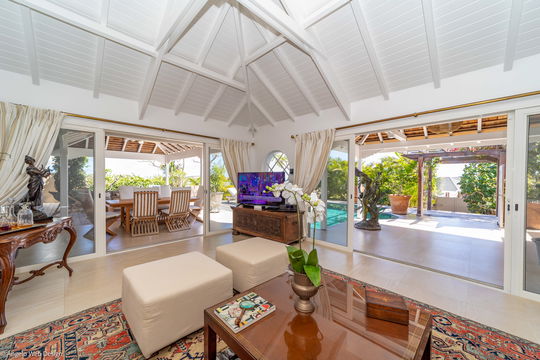 VILLA GENIA LIVING AREA 6