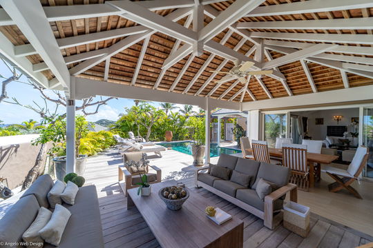 VILLA GENIA OUTDOOR LOUNGE 3