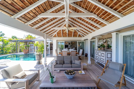 VILLA GENIA OUTDOOR LOUNGE 4