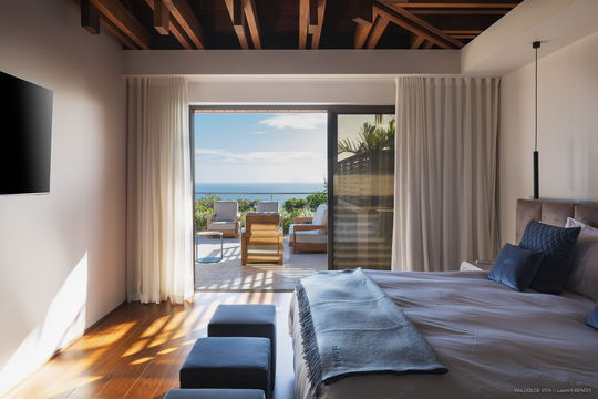 VILLA DOLCE VITA BEDROOM1 1