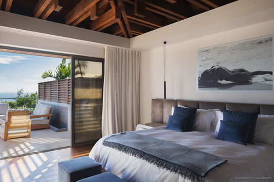 VILLA DOLCE VITA BEDROOM1 2