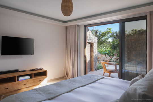 VILLA DOLCE VITA BEDROOM4 1