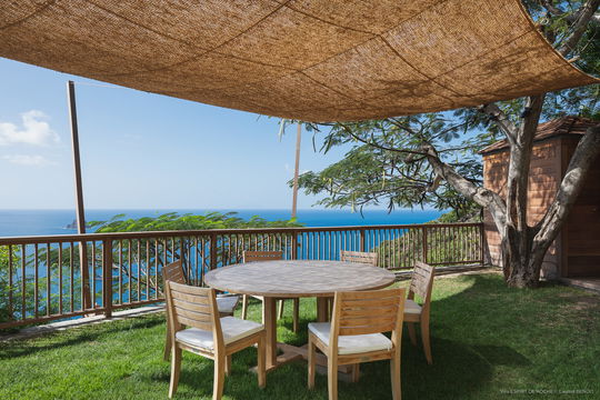 VILLA ESPRIT DE ROCHE KITCHEN & DINING AREA 4