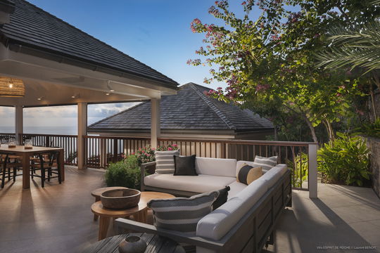 VILLA ESPRIT DE ROCHE LIVING AREA 6