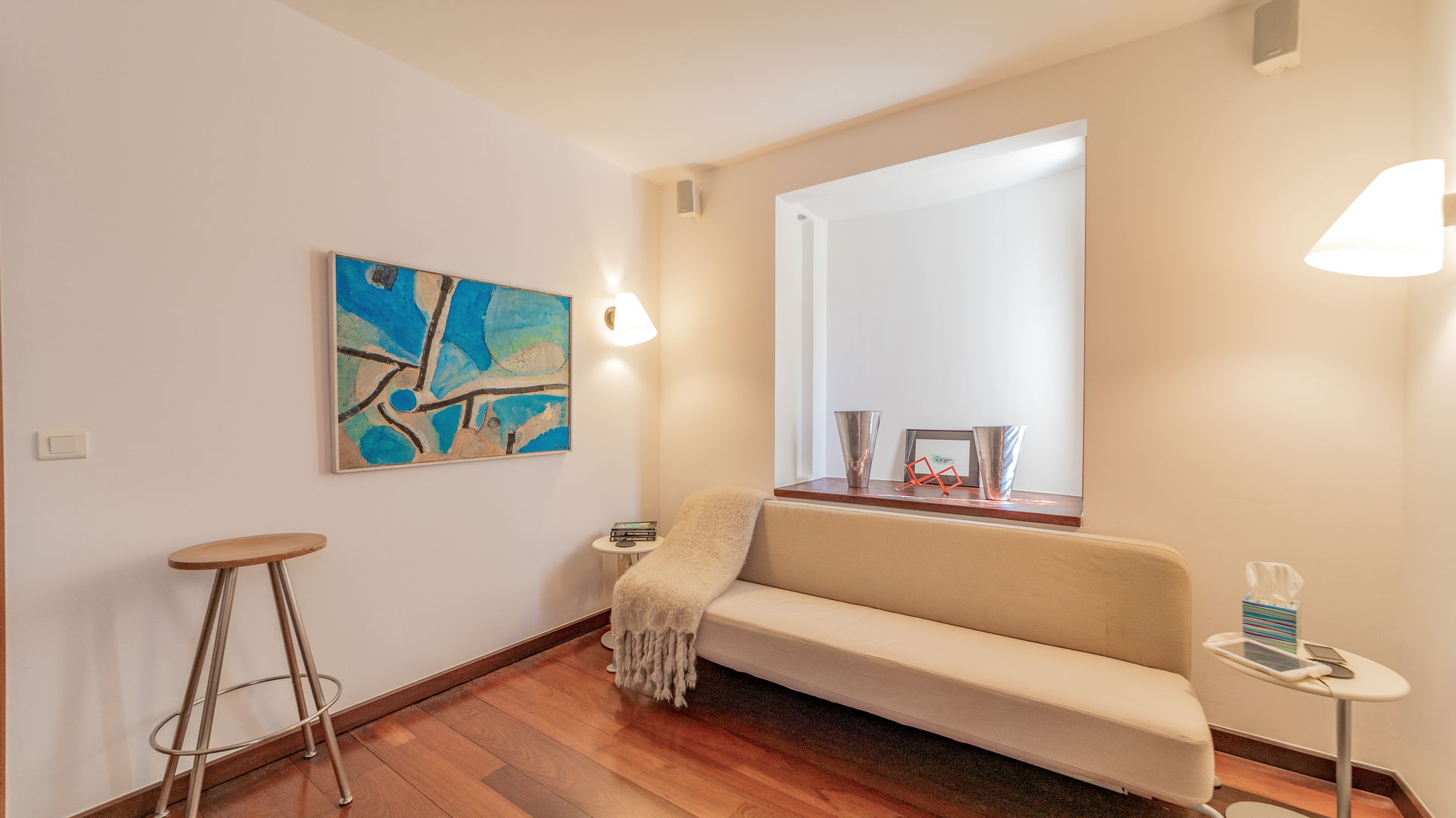 TV ROOM