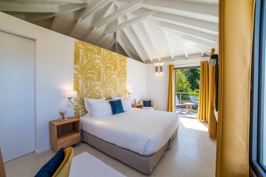 VILLA GRENADINES BEDROOM1 4