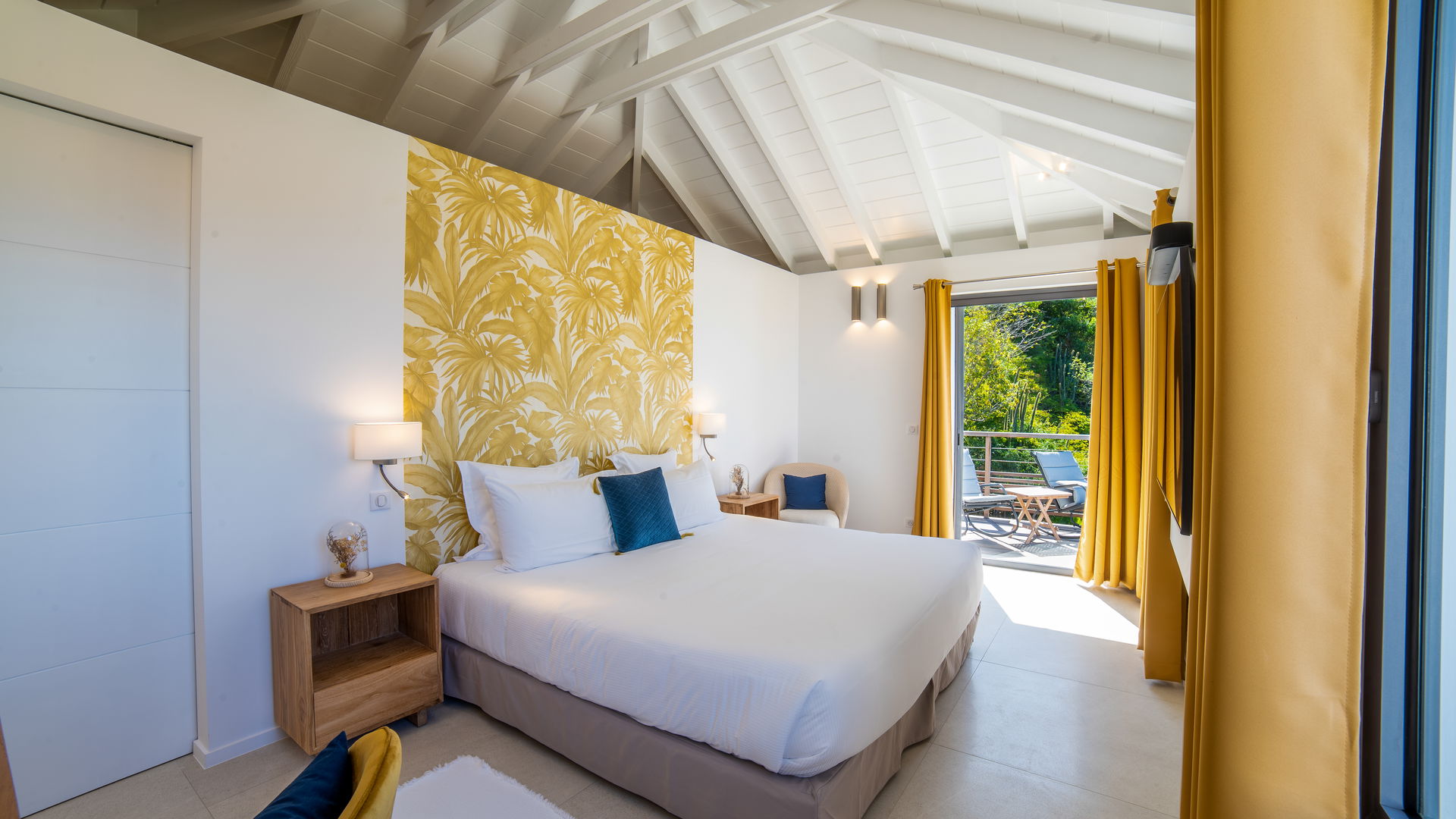 BEDROOM 1