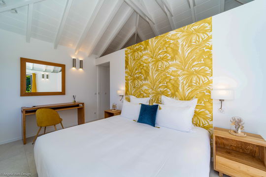 VILLA GRENADINES BEDROOM1 6
