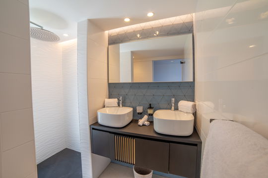 VILLA GRENADINES BEDROOM2 10