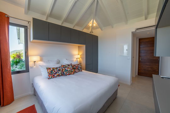 VILLA GRENADINES BEDROOM3 6