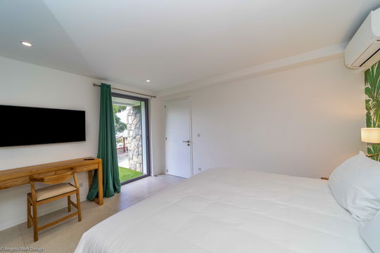 VILLA GRENADINES BEDROOM4 15