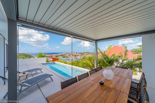 VILLA GRENADINES KITCHEN & DINING AREA 10