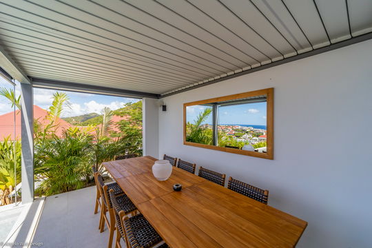 VILLA GRENADINES KITCHEN & DINING AREA 11