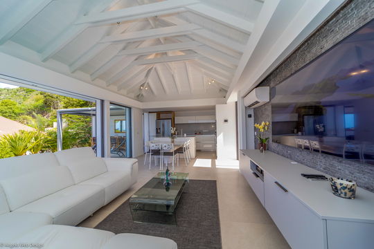 VILLA GRENADINES LIVING AREA 6