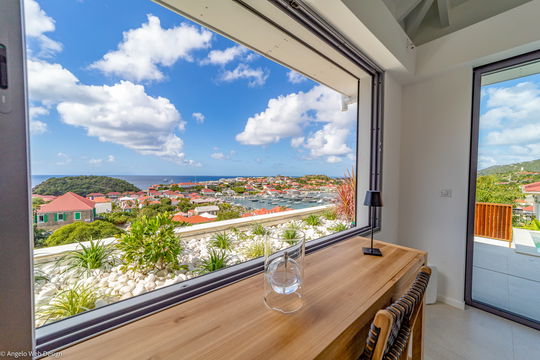 VILLA GRENADINES LIVING AREA 7