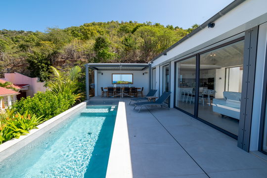 VILLA GRENADINES POOL & TERRACE 6